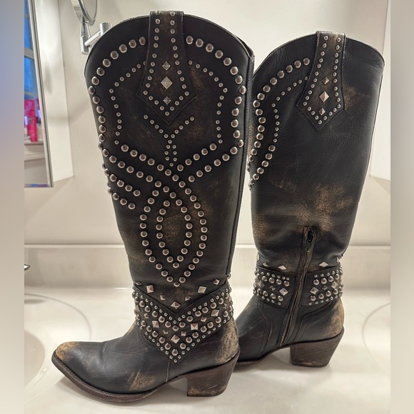 Old Gringo Relaxed Fit Belinda Studded Boot - Picture 3 of 8